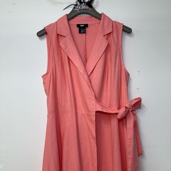 DKNY dress 📦 - Picture 2 of 6